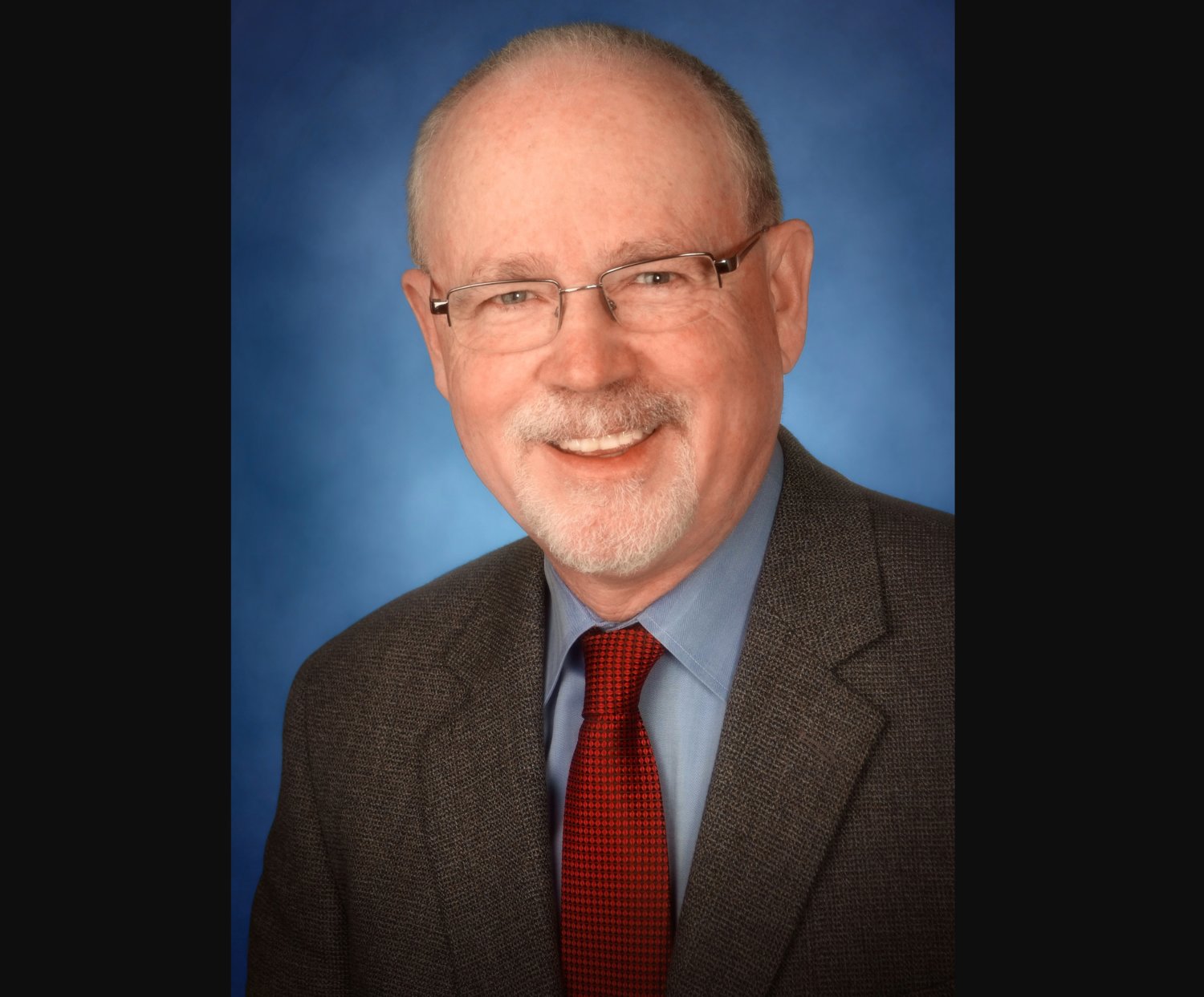 Chehalis optometrist Dr. David Stanfield, from the Pacific Cataract and Laser Institute (PCLI), has received the 2022 “Lifetime Achievement Award” from the Great Western Council of Optometry.